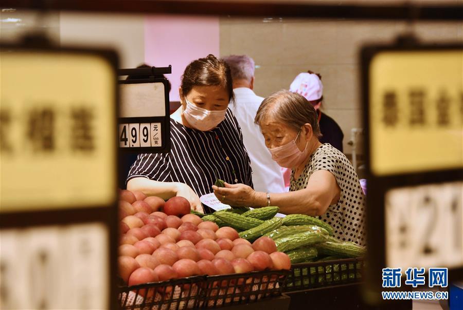 国家统计局：11月份消费回升势头没有改变|界面新闻 · 快讯